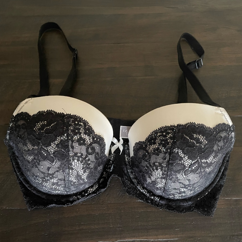 Victoria’s Secret bra